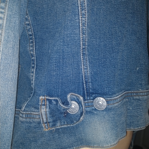 Jean jacket - Picture 4 of 6